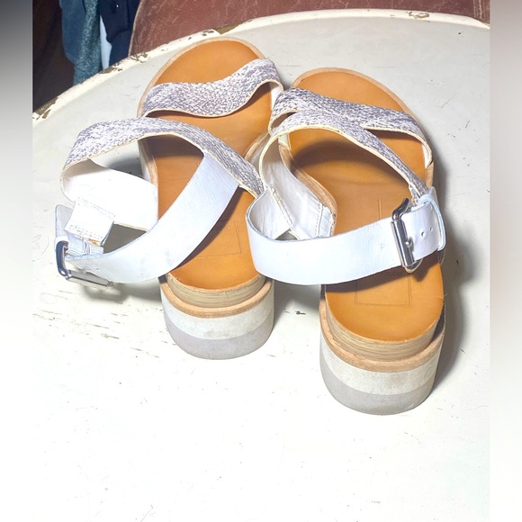 Dolce Vita “Moxie Snakeskin” Sandal Size 8 - Picture 4 of 6